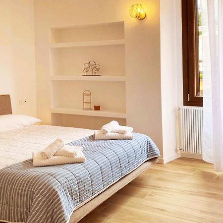 Eva Apartament Baveno Bagian luar foto